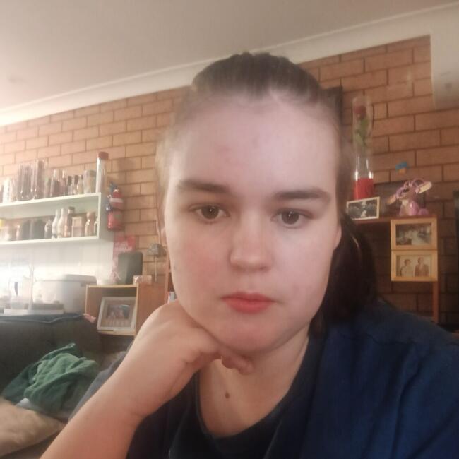 Babysitting job in Casino: Leah