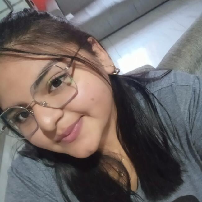 Niñera en Almirante Brown: Abigail