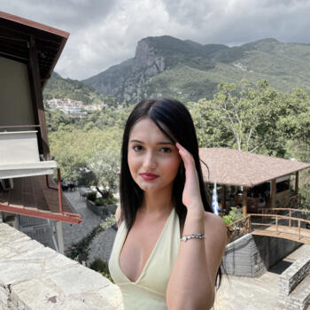 Bébiszitter Szeged területén: Katalin