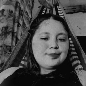 Babysitter in Lourdes: Tania