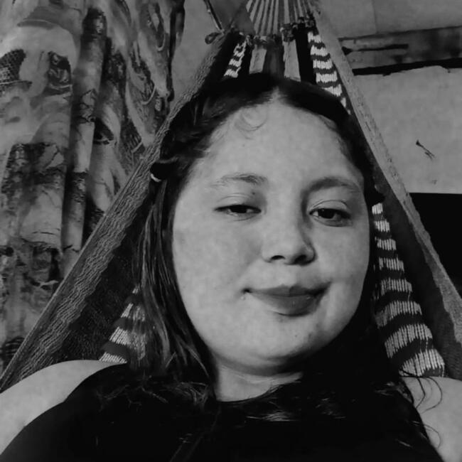 Babysitter in Lourdes: Tania