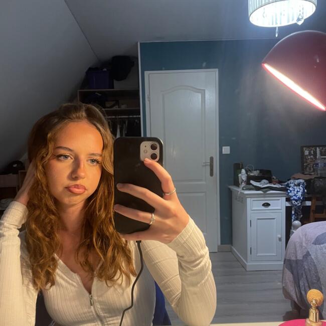 Babysitter in Laon: Lana