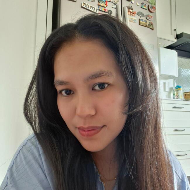 Babysitter in Tawau: Erni