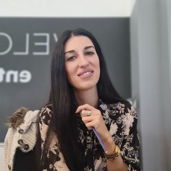 Babysitter στην περιοχή Ανάβυσσος: Αναστασία