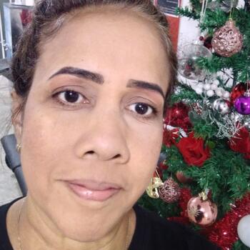 Babysitter Araçatuba: Beatriz