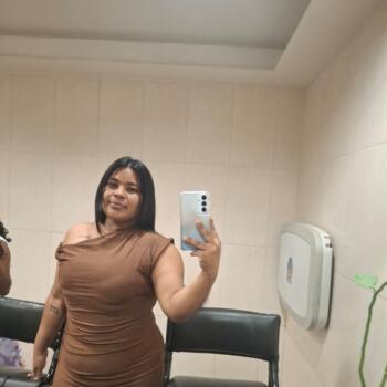 Babysitter in Panama City: Einys gallardo