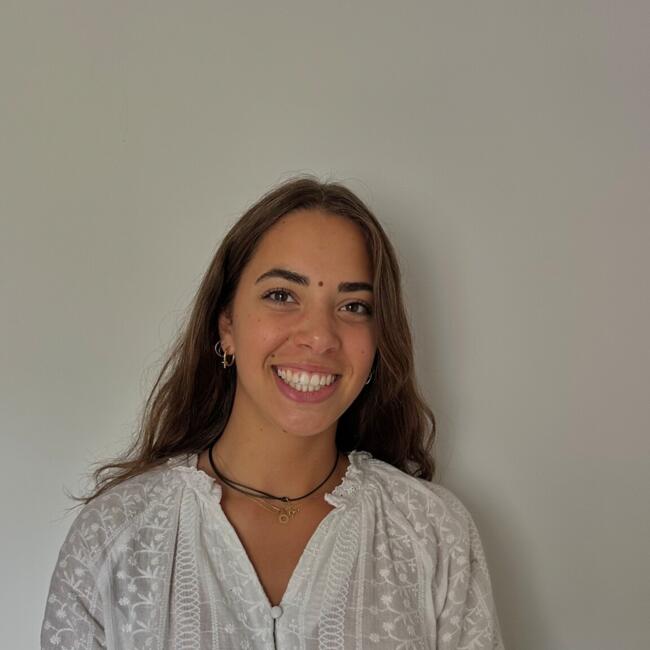 Baby-sitter in Toronto: Adèle Chicher