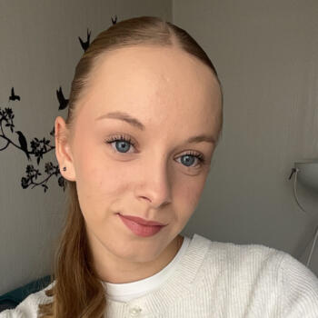 Babysitter in Laval: Camille