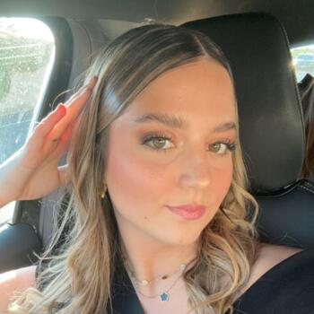 Babysitter in Gignac-la-Nerthe: Clara