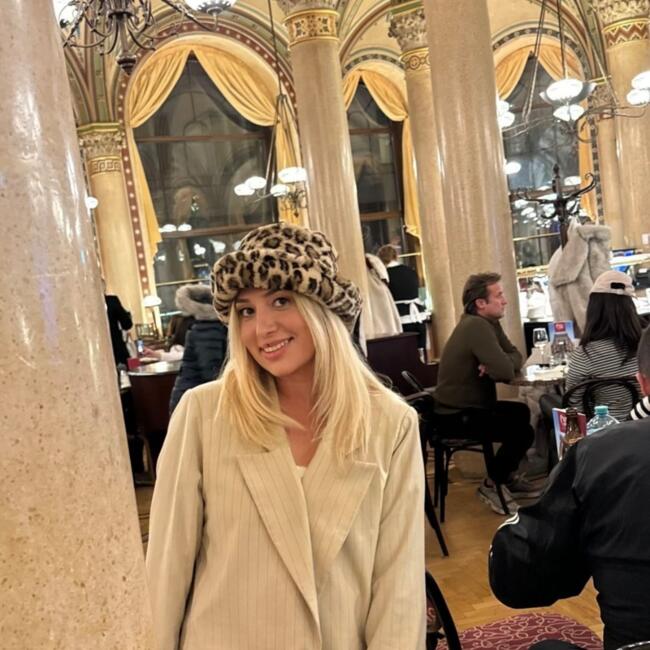 İstanbul bölgesinde bebek bakıcısı: Filiz