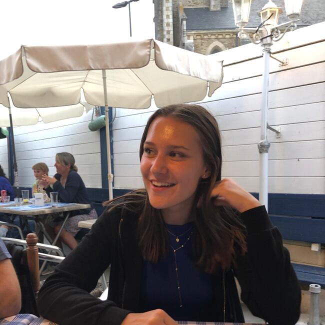 Babysitter in Ludres: Hanaé