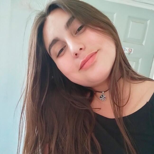 Babysitter in San Antonio: Vivianne