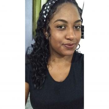 Babá Limeira: Larissa