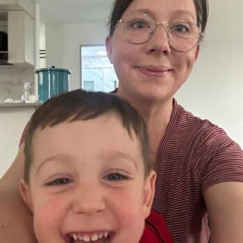 Trabajo para niñera en Cotacachi: trabajo de niñera Katherine