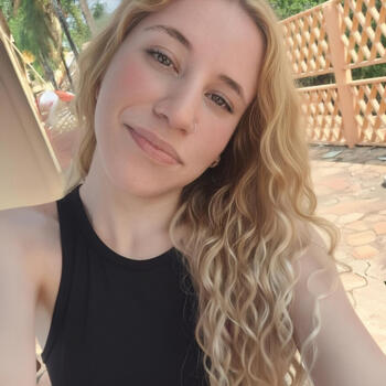 Babysitter in Limeira: Karen