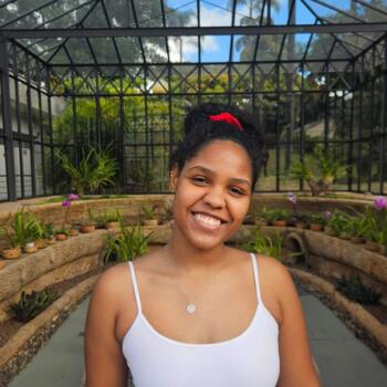 Babá em Montes Claros: Melissa