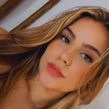 Babysitter in Coronel Fabriciano: Gabrielle