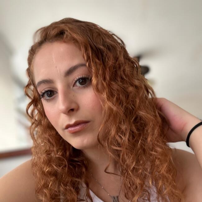 Babysitter in Dublin: Mónica Elizabeth