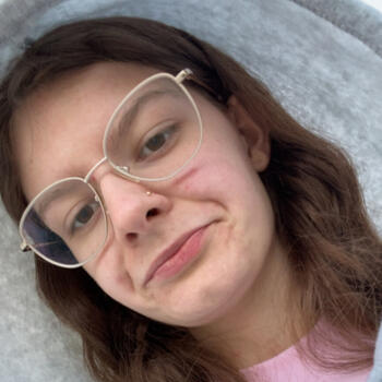Babysitter in Salem: Lea