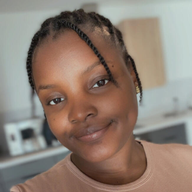 Babysitter in Coventry: Angel