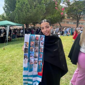 Babysitter em Sesimbra: Sofia