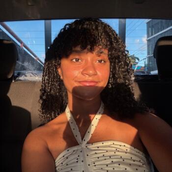 Babysitter in New York: Alondra