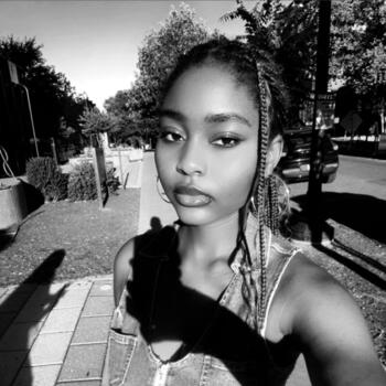 Babysitter in Germantown: Ruth