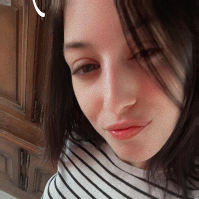 Babysitter in Ichtegem: Julie