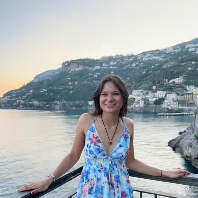 Babysitter in Dublin: Asha