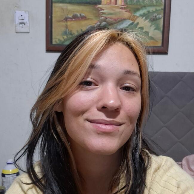 Babá em Pelotas: Eduarda