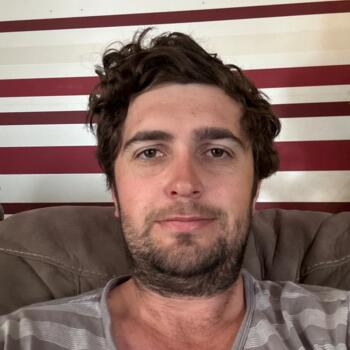 Babysitting job in Marton: babysitting job Dean