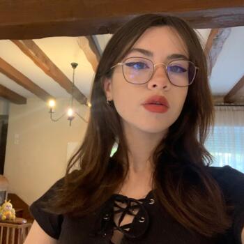 Babysitter in Boulogne-Billancourt: Camille