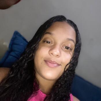 Babysitter Juiz de Fora: Thayna