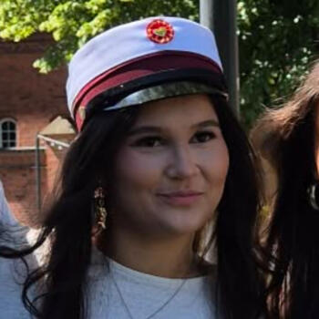 Babysitter in Odense: Yalina Malinee