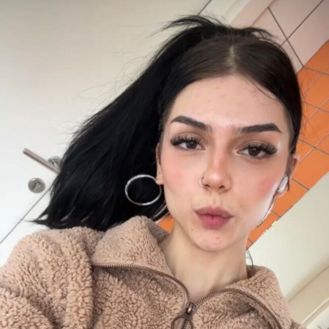 Obrt za čuvanje djece u Vodnjan: Iris