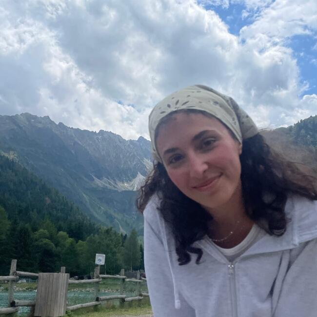 Babysitter in Milan: Giulia