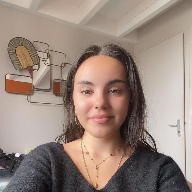 Babysitter in Les Sables d'Olonne: Melody