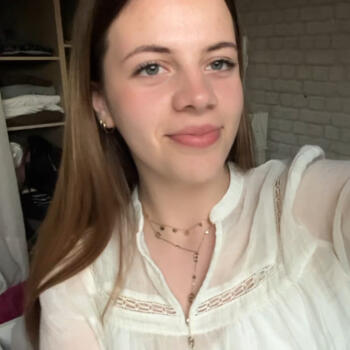 Babysitter in Coudekerque-Branche: Charlotte