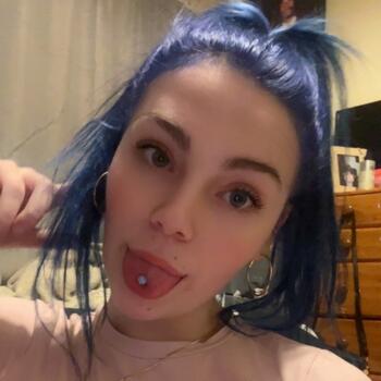 Babysitter in Lower Hutt: Holly