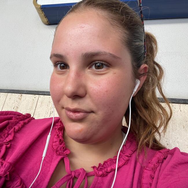 Babysitter in Puente Tocinos: Ailen