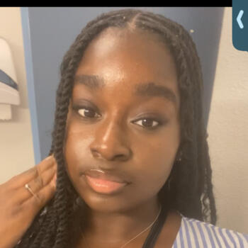 Babysitter in Ris-Orangis: Emmanuelle