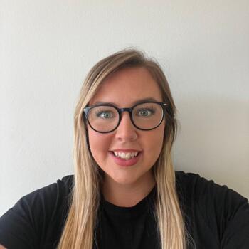 Babysitter in Leicester: Eloise