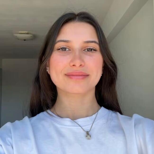 Niñera en Montevideo: Corina Jesus