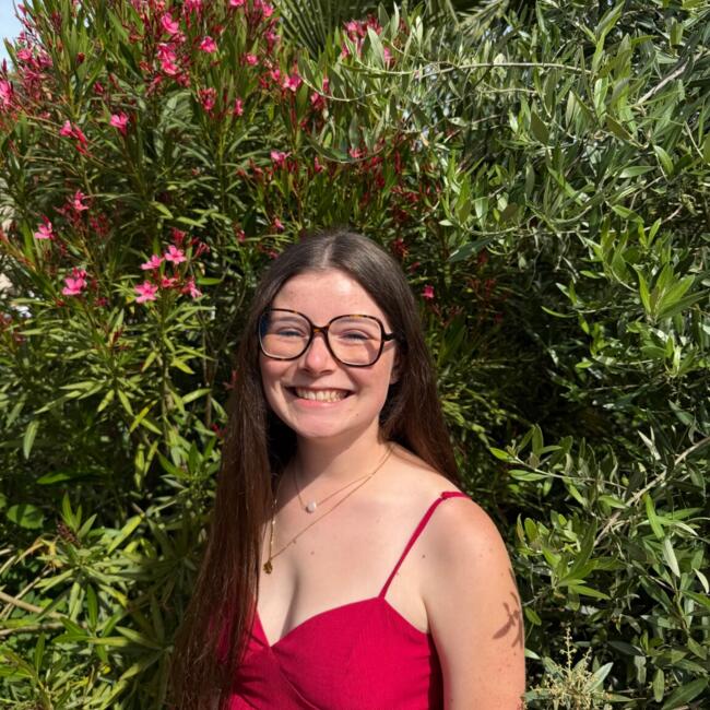 Babysitter in Surzur: Lisa