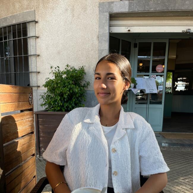 Babysitter in Porreres: Sara