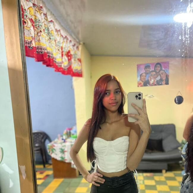 Babysitter in Medellín: Valeria