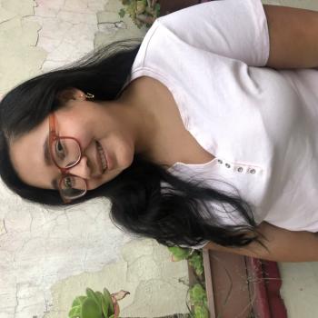 Babysitter in San Pablo: Valerie