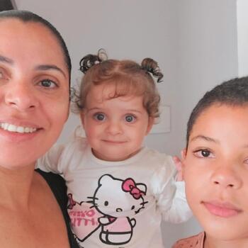 Emprego de babá em Primavera do Leste: emprego de babá Vania