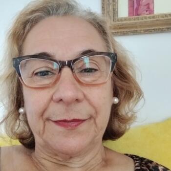 Babysitter Vinhedo: Enid