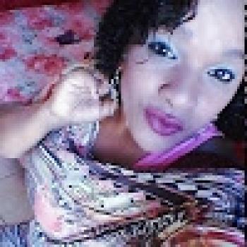 Babysitter Rio das Ostras: Sabrina Da